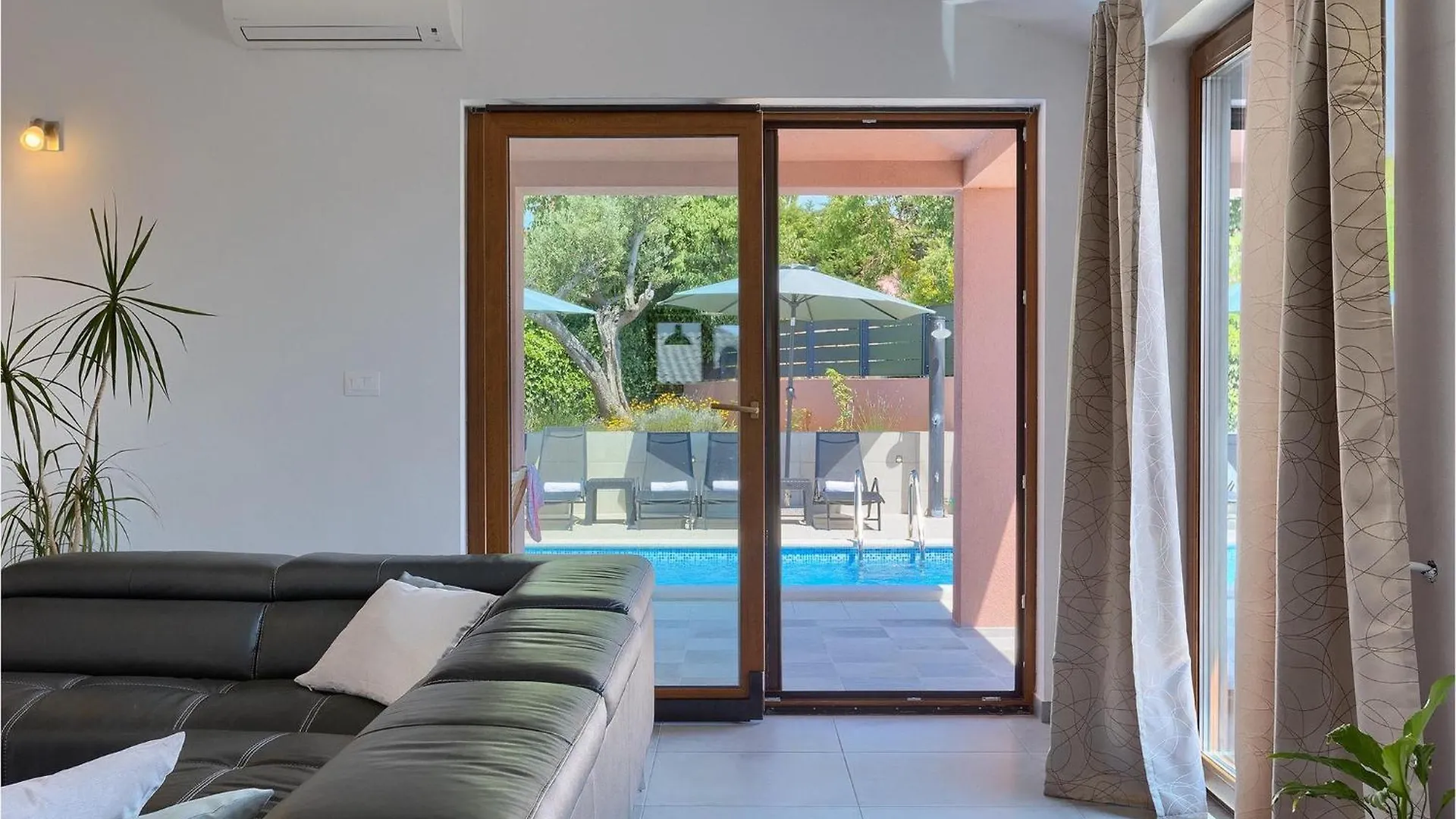 Holiday home Villa Martulin Pula