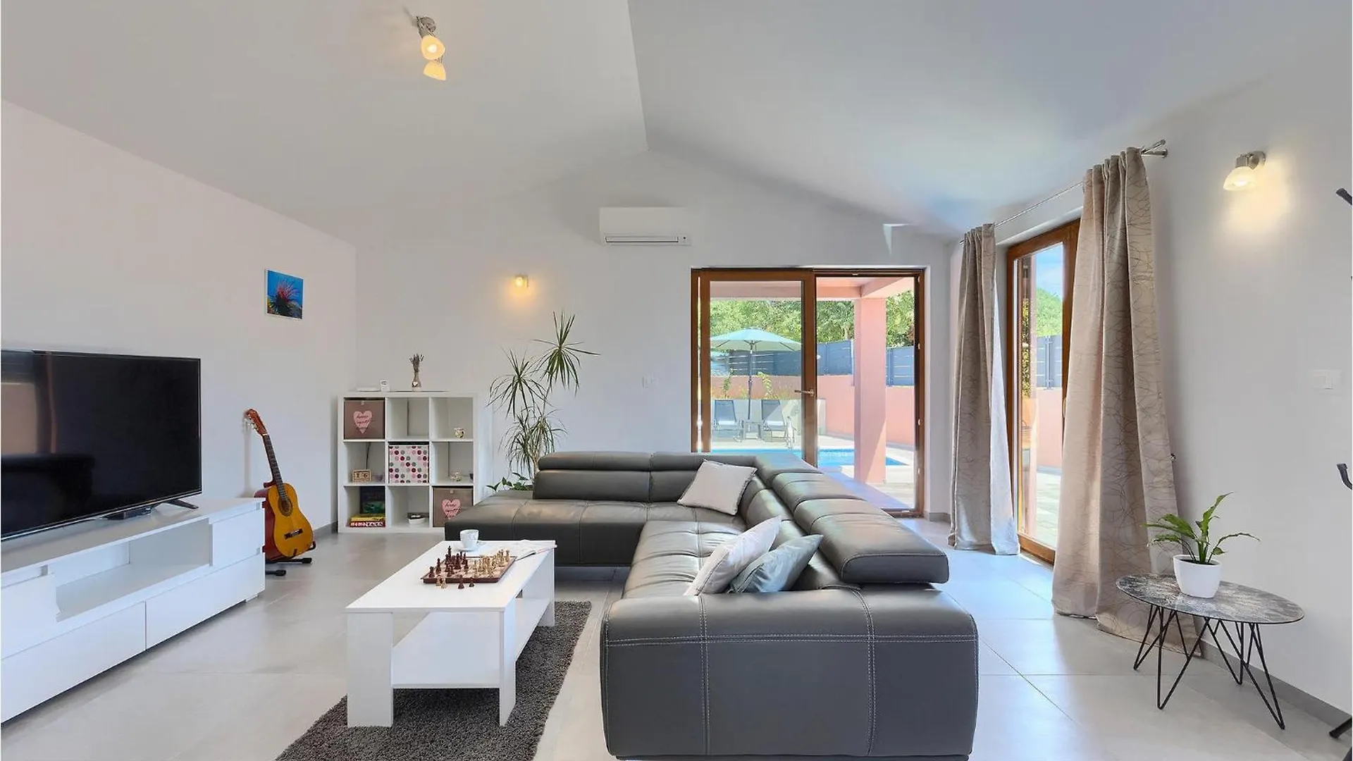 פולה Villa Martulin